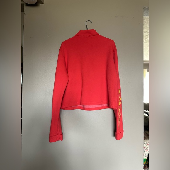 Slightly cropped flattering sweater with extra long flame sleeves - Picture 5 of 5